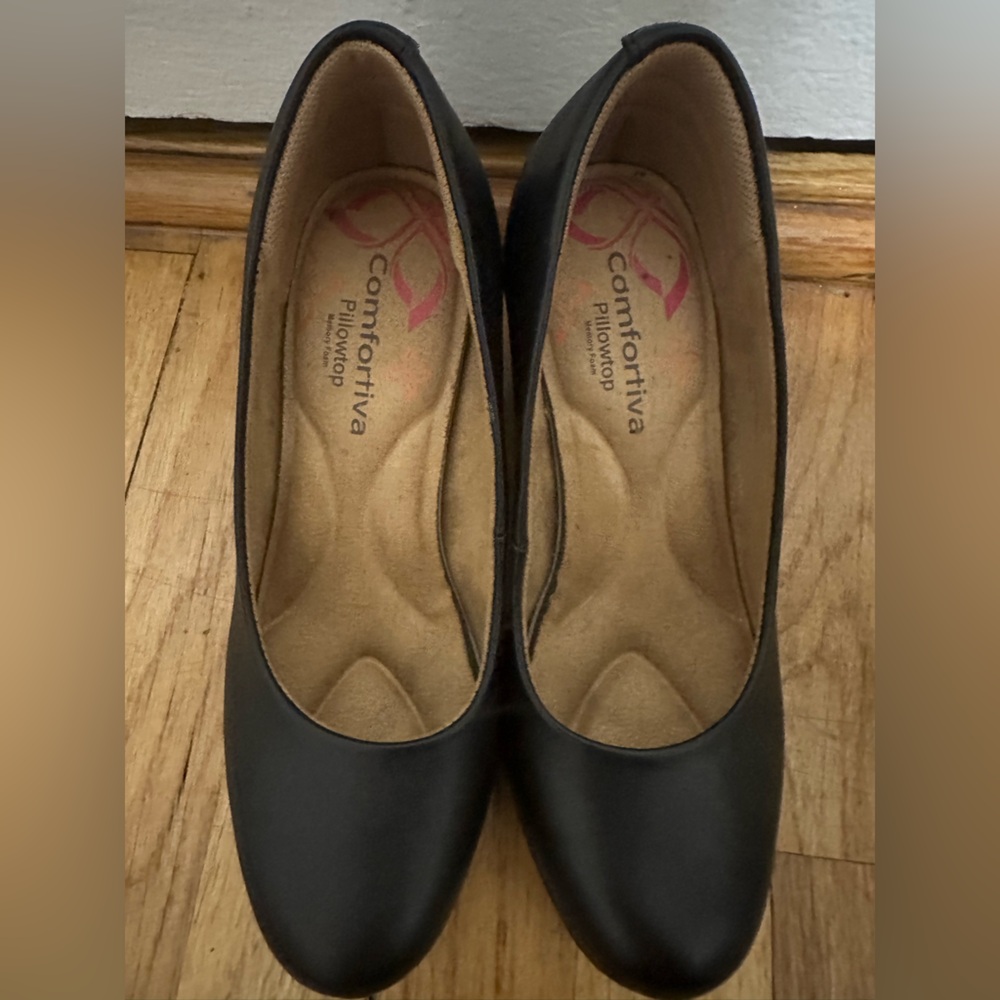 Black Pump Shoes size 6W